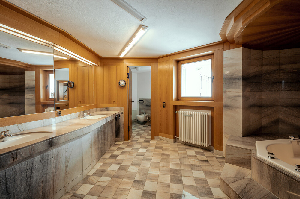 Elternbad 1 (Ebene 3)