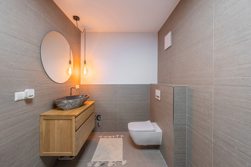 1. DG - Bad (1) 1. DG - Bad (1)