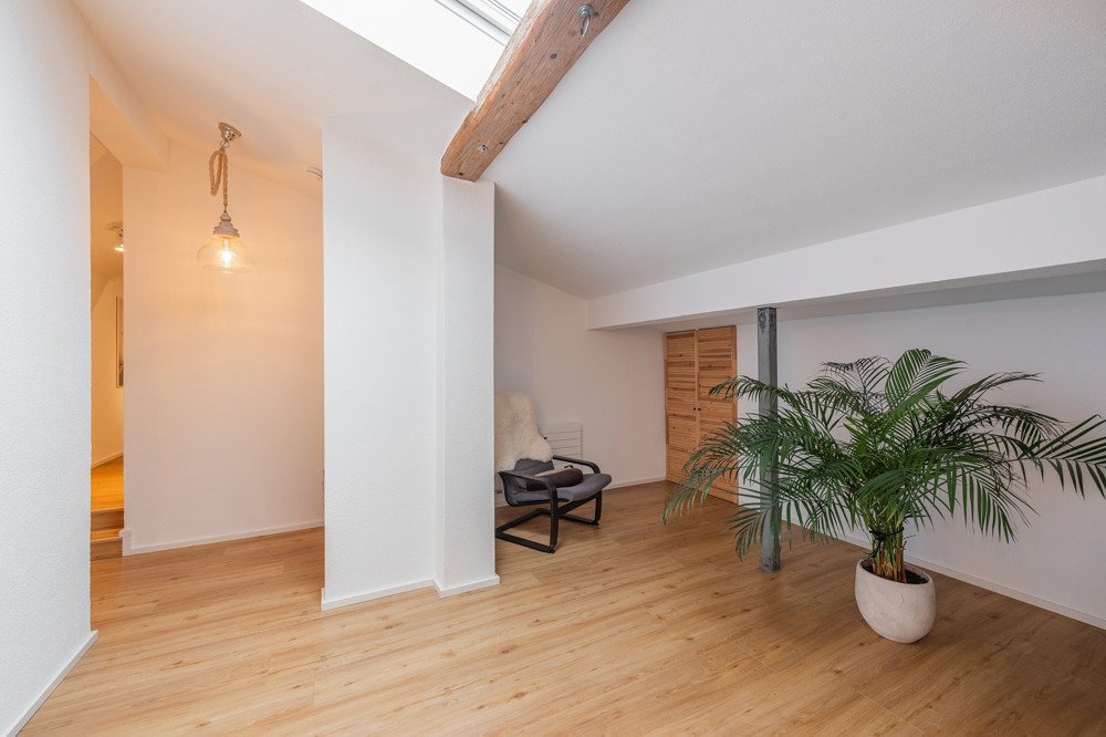 1. DG Vorraum Arbeitsbereich 1. DG Vorraum Arbeitsbereich