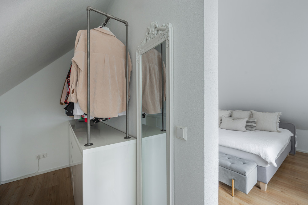 2. DG - Ankleide im Schlafzimmer 2. DG - Ankleide im Schlafzimmer