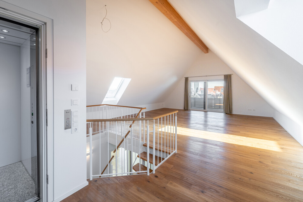 2. DG Studio (2) 2. DG Studio (2)