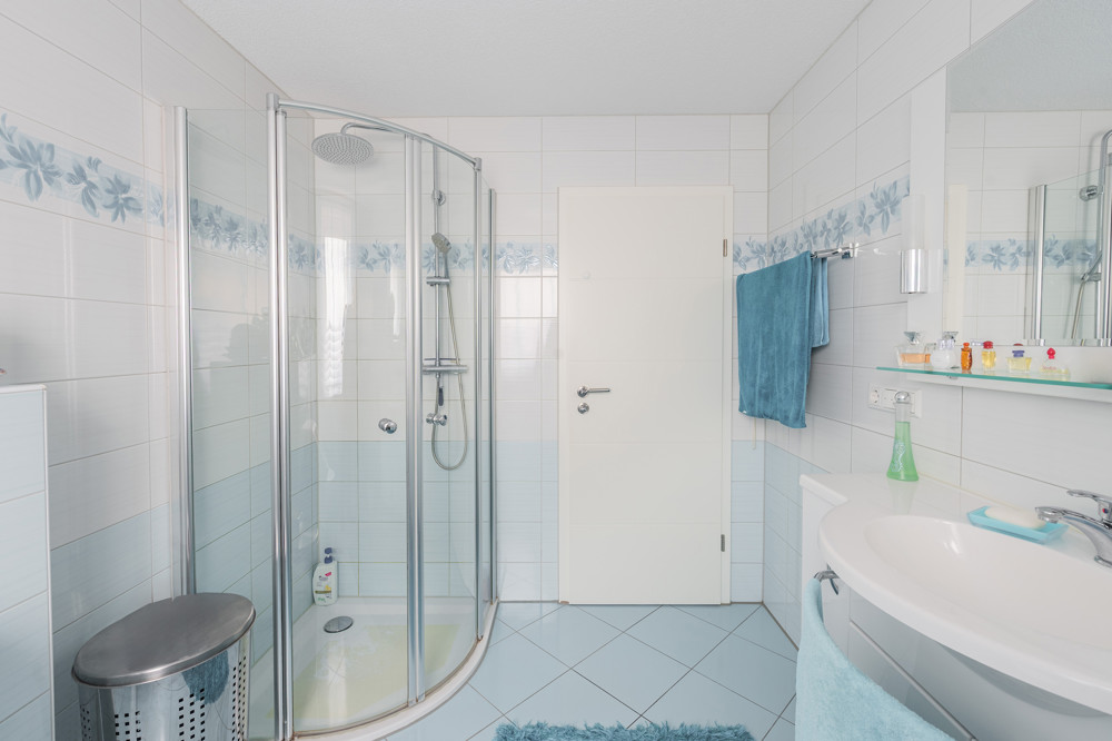 EG - Bad (2) EG - Bad (2)