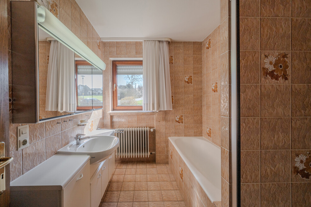 Badezimmer Whg 1 EG Badezimmer Whg 1 EG