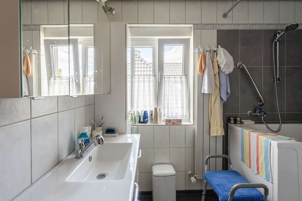 OG - Badezimmer OG - Badezimmer