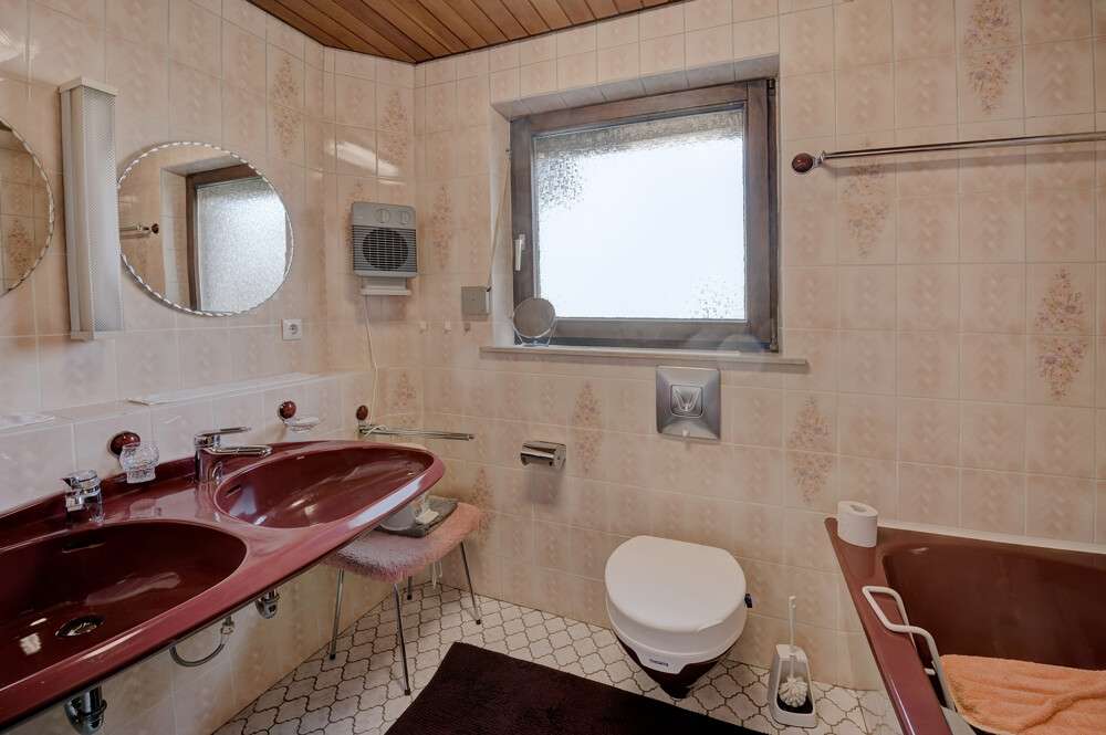 EG - Badezimmer (2) EG - Badezimmer (2)