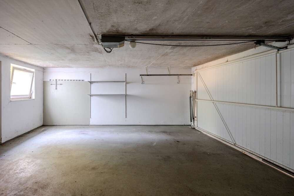 Garage Garage