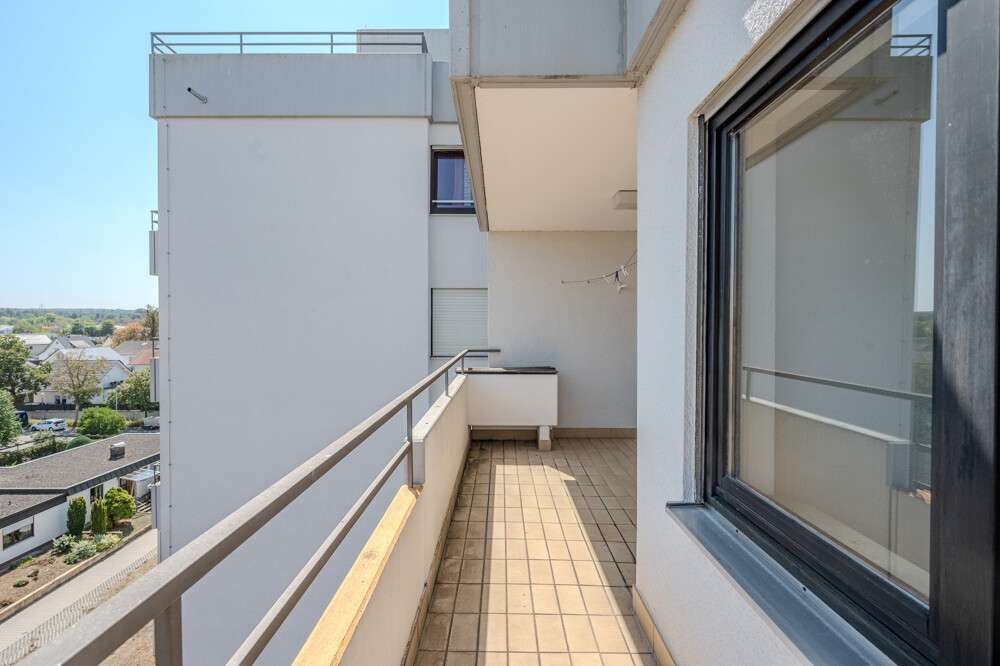 Balkon 2 (2) Balkon 2 (2)
