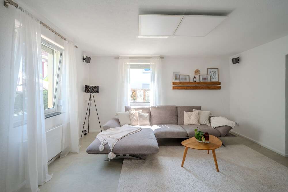 EG - Wohnzimmer (1) EG - Wohnzimmer (1)