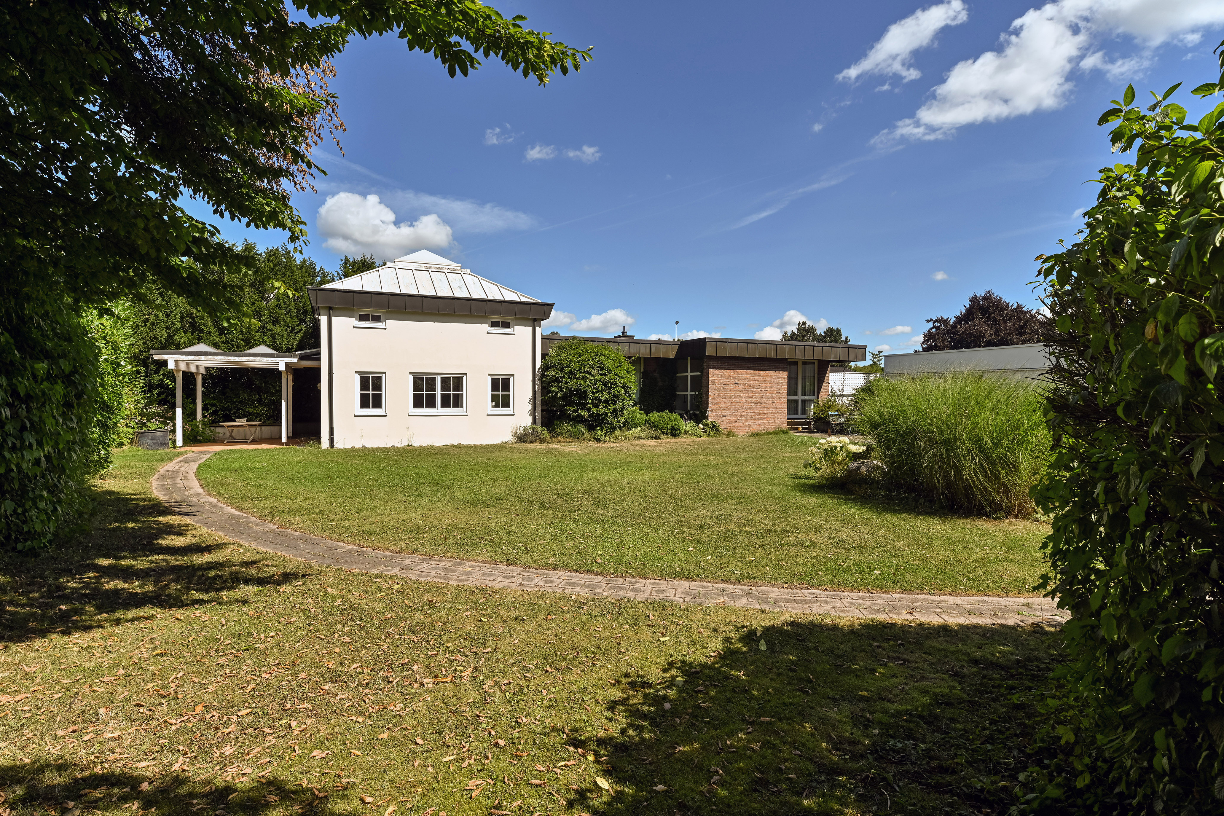 Außergewöhnliches Wohnhaus in TOP-WOHNLAGE von Bad Waldsee